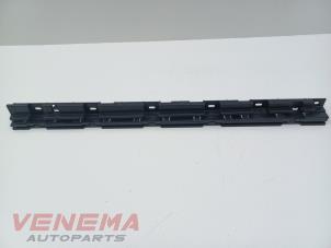 Gebruikte Steun (diversen) BMW 5 serie (F10) 550i V8 32V TwinPower Turbo Prijs € 24,99 Margeregeling aangeboden door Venema Autoparts