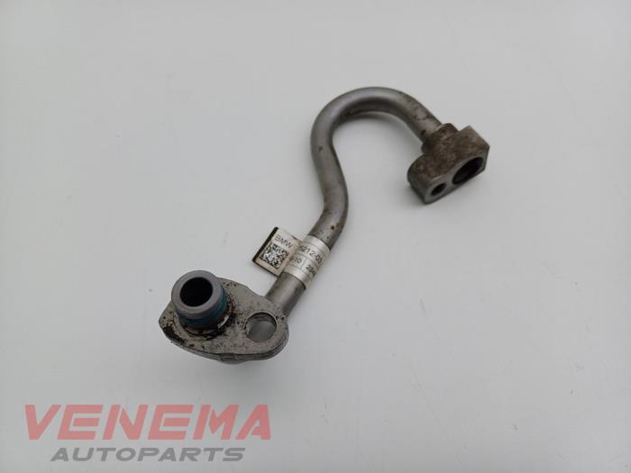 Gebruikte Leiding (diversen) BMW 5 serie (F10) 550i V8 32V TwinPower Turbo Prijs € 19,99 Margeregeling aangeboden door Venema Autoparts