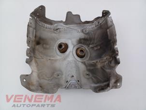 Gebruikte Steun (diversen) BMW 5 serie (F10) 550i V8 32V TwinPower Turbo Prijs € 149,99 Margeregeling aangeboden door Venema Autoparts