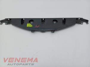 Gebruikte Steun (diversen) BMW 5 serie (F10) 550i V8 32V TwinPower Turbo Prijs € 49,99 Margeregeling aangeboden door Venema Autoparts