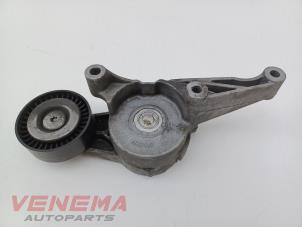 Gebruikte Spanrol Multiriem Volkswagen Caddy III (2KA,2KH,2CA,2CH) 1.9 TDI Prijs € 14,99 Margeregeling aangeboden door Venema Autoparts