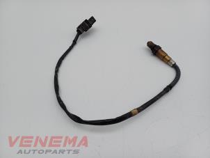 Gebruikte Lambda Sonde Volkswagen Caddy III (2KA,2KH,2CA,2CH) 1.9 TDI Prijs € 9,99 Margeregeling aangeboden door Venema Autoparts