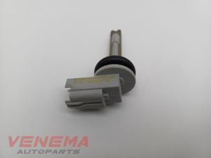 Gebruikte Sensor Temperatuur binnen Ford Focus 3 Wagon 1.0 Ti-VCT EcoBoost 12V 125 Prijs € 9,99 Margeregeling aangeboden door Venema Autoparts