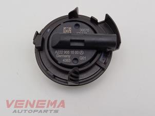 Gebruikte Airbag Sensor Mercedes C Estate (S205) C-250 CDI BlueTEC, C-250 d 2.2 16V Prijs € 9,99 Margeregeling aangeboden door Venema Autoparts