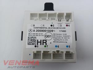 Gebruikte Deur module Mercedes C Estate (S205) C-250 CDI BlueTEC, C-250 d 2.2 16V Prijs € 24,99 Margeregeling aangeboden door Venema Autoparts