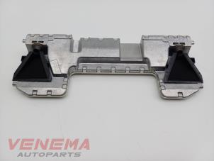 Gebruikte Camera voorzijde Mercedes C Estate (S205) C-250 CDI BlueTEC, C-250 d 2.2 16V Prijs € 349,99 Margeregeling aangeboden door Venema Autoparts