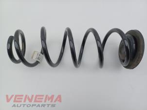 Gebruikte Schroefveer achter Seat Ibiza V (KJB) 1.0 TSI 12V Prijs € 24,99 Margeregeling aangeboden door Venema Autoparts