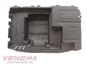 Gebruikte Bekleding bagageruimte Mercedes C Estate (S205) C-250 CDI BlueTEC, C-250 d 2.2 16V Prijs € 19,99 Margeregeling aangeboden door Venema Autoparts