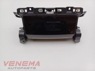 Gebruikte Opbergvak Peugeot 208 II (UB/UH/UP) 1.2 Vti 12V PureTech 100 Prijs € 29,99 Margeregeling aangeboden door Venema Autoparts