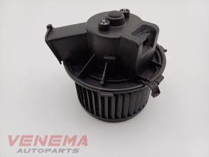 Gebruikte Chaufage Ventilatiemotor Peugeot Boxer (U9) 2.0 BlueHDi 130 Prijs € 34,99 Margeregeling aangeboden door Venema Autoparts