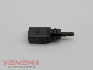 Gebruikte Temperatuursensor buiten Seat Ibiza V (KJB) 1.0 TSI 12V Prijs € 14,99 Margeregeling aangeboden door Venema Autoparts