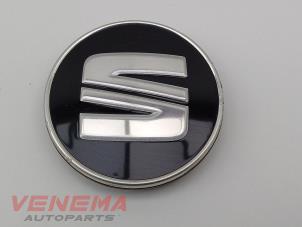 Gebruikte Naafkapje Seat Ibiza V (KJB) 1.0 TSI 12V Prijs € 9,99 Margeregeling aangeboden door Venema Autoparts