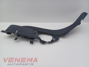 Gebruikte Afdeklijst dorpel links Mercedes A (177.0) 1.3 A-200 Turbo 16V Prijs € 29,99 Margeregeling aangeboden door Venema Autoparts