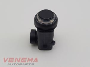 Gebruikte PDC Sensor Mercedes ML II (164/4JG) 3.0 ML-280 CDI 4-Matic V6 24V Prijs € 9,99 Margeregeling aangeboden door Venema Autoparts