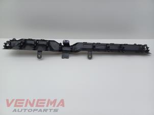 Gebruikte Steun (diversen) BMW X1 (F48) xDrive 25e 1.5 12V TwinPower Turbo Prijs € 59,99 Margeregeling aangeboden door Venema Autoparts