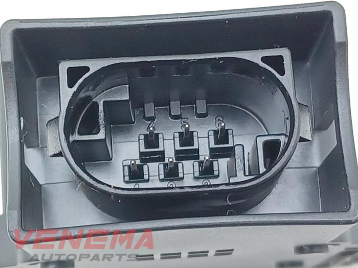 Esp computer van een Fiat 500 Abarth 2013