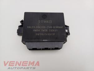 Gebruikte PDC Module Fiat 500 Abarth Prijs € 49,99 Margeregeling aangeboden door Venema Autoparts