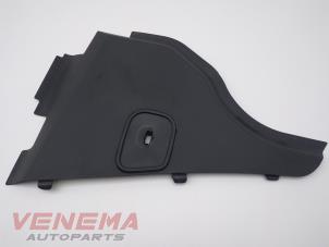 Gebruikte Afdekplaat diversen Mercedes ML III (166) 3.0 ML-350 BlueTEC V6 24V 4-Matic Prijs € 14,99 Margeregeling aangeboden door Venema Autoparts