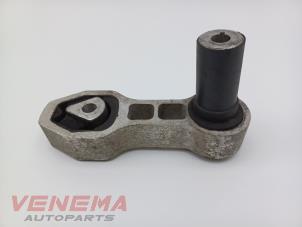 Gebruikte Motorrubber Fiat 500 Abarth Prijs € 29,99 Margeregeling aangeboden door Venema Autoparts