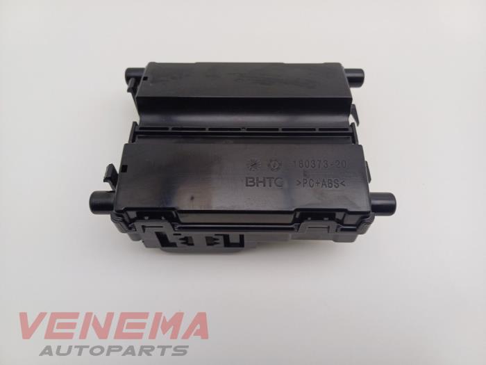 Gebruikte Computer Koeling Mercedes C-Klasse AMG (W205) C-63 S,Edition 1 AMG 4.0 V8 Biturbo Prijs € 49,99 Margeregeling aangeboden door Venema Autoparts