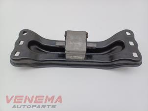 Gebruikte Motorrubber Mercedes C-Klasse AMG (W205) C-63 S,Edition 1 AMG 4.0 V8 Biturbo Prijs € 39,99 Margeregeling aangeboden door Venema Autoparts