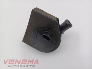 Gebruikte Waterpomp Volkswagen Golf Sportsvan (AUVS) 1.2 TSI 16V Prijs € 29,99 Margeregeling aangeboden door Venema Autoparts