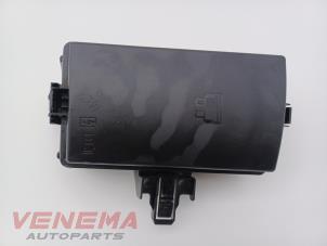 Gebruikte Zekeringkast Volkswagen Golf Sportsvan (AUVS) 1.2 TSI 16V Prijs € 34,99 Margeregeling aangeboden door Venema Autoparts