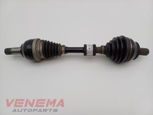 Gebruikte Cardanas links-voor (VWA) Mercedes A (177.0) 1.3 A-200 Turbo 16V Prijs € 399,99 Margeregeling aangeboden door Venema Autoparts