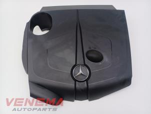 Gebruikte Motor Beschermplaat Mercedes A (W176) 2.2 A-200 CDI, A-200d 16V Prijs € 39,99 Margeregeling aangeboden door Venema Autoparts