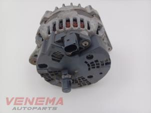 Gebruikte Dynamo Mercedes A (W176) 2.2 A-200 CDI, A-200d 16V Prijs € 29,99 Margeregeling aangeboden door Venema Autoparts