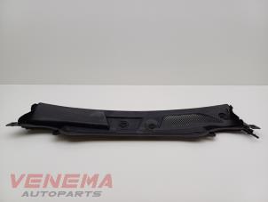 Gebruikte Paravent Mercedes A (W176) 2.2 A-200 CDI, A-200d 16V Prijs € 34,99 Margeregeling aangeboden door Venema Autoparts