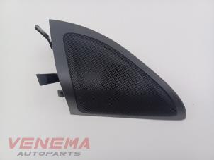 Gebruikte Tweeter Mercedes A (W176) 2.2 A-200 CDI, A-200d 16V Prijs € 14,99 Margeregeling aangeboden door Venema Autoparts