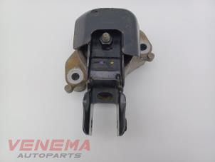 Gebruikte Motorrubber Citroen C5 Aircross I (A4/AC/AJ/AR) 2.0 Blue HDI 180 Prijs € 29,99 Margeregeling aangeboden door Venema Autoparts