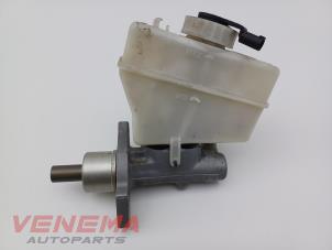 Gebruikte Hoofdremcilinder BMW 3 serie (E46/4) 318i 16V Prijs € 49,99 Margeregeling aangeboden door Venema Autoparts