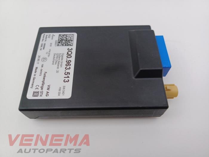 Computer Kachel van een Volkswagen Golf VII (AUA) 2.0 GTI 16V Performance Package 2017