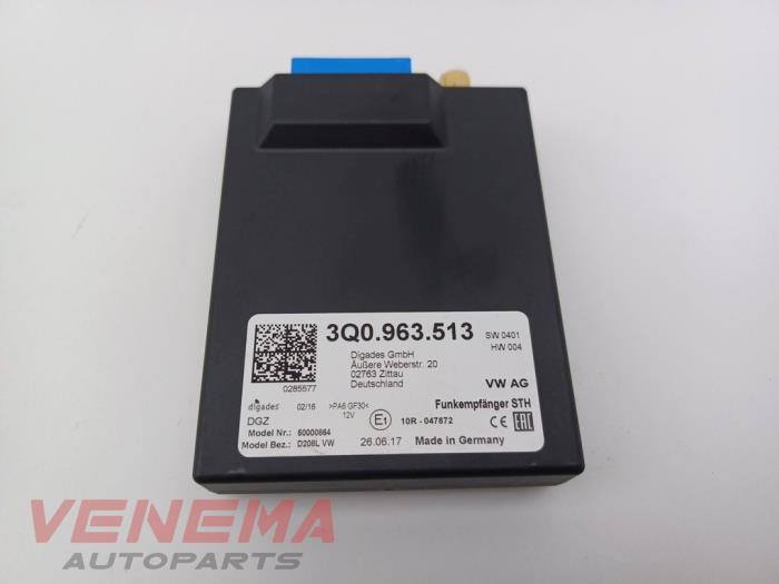 Computer Kachel van een Volkswagen Golf VII (AUA) 2.0 GTI 16V Performance Package 2017