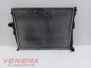 Gebruikte Radiateur BMW 3 serie (E46/4) 318i 16V Prijs € 99,99 Margeregeling aangeboden door Venema Autoparts