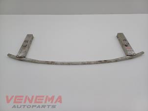 Gebruikte Radiateurbalk BMW X1 (F48) xDrive 25e 1.5 12V TwinPower Turbo Prijs € 74,99 Margeregeling aangeboden door Venema Autoparts