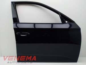 Gebruikte Portier 4Deurs rechts-voor Skoda Kamiq 1.5 TSI 16V Prijs € 699,99 Margeregeling aangeboden door Venema Autoparts