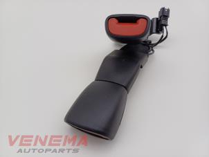Gebruikte Veiligheidsgordel Insteek midden-achter Mercedes C Estate (S206) C-300 e 2.0 Turbo Prijs € 49,99 Margeregeling aangeboden door Venema Autoparts