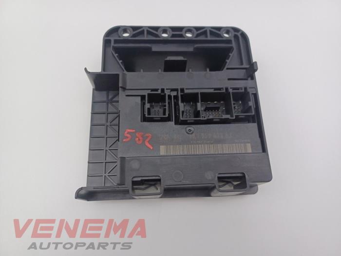 Gebruikte Computer Body Control Volkswagen Golf V (1K1) 1.4 16V Prijs € 29,99 Margeregeling aangeboden door Venema Autoparts