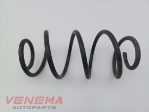 Gebruikte Veerschroef achter Mercedes A (W176) 2.2 A-200 CDI, A-200d 16V Prijs € 19,99 Margeregeling aangeboden door Venema Autoparts