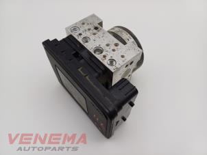 Gebruikte ABS Pomp Ford Fiesta 7 1.0 EcoBoost 12V 100 Prijs € 299,99 Margeregeling aangeboden door Venema Autoparts