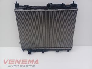 Gebruikte Radiateur Ford Fiesta 7 1.0 EcoBoost 12V 100 Prijs € 89,99 Margeregeling aangeboden door Venema Autoparts