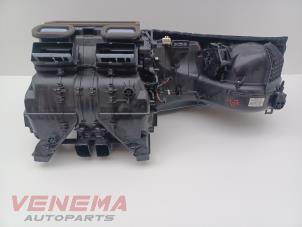 Gebruikte Kachelhuis Mercedes C Estate (S206) C-300 e 2.0 Turbo Prijs € 499,99 Margeregeling aangeboden door Venema Autoparts