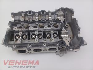 Gebruikte Cilinderkop Opel Crossland (X) 1.2 Turbo 12V Prijs € 399,99 Margeregeling aangeboden door Venema Autoparts