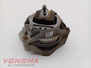 Gebruikte Motorsteun BMW 1 serie (F20) 118i 1.5 TwinPower 12V Van Prijs € 24,99 Margeregeling aangeboden door Venema Autoparts