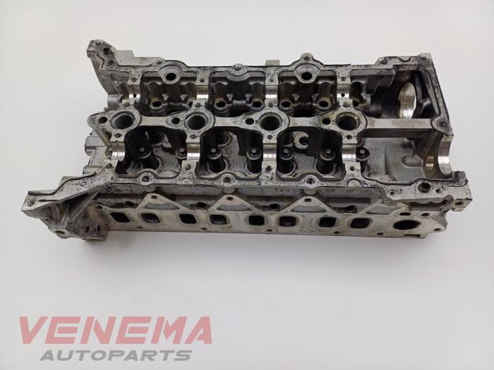 Gebruikte Cilinderkop Fiat Talento 1.6 MultiJet Biturbo 120 Prijs € 1.209,99 Inclusief btw aangeboden door Venema Autoparts
