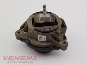 Gebruikte Motorsteun BMW 3 serie Touring (F31) 320d 2.0 16V Prijs € 19,99 Margeregeling aangeboden door Venema Autoparts