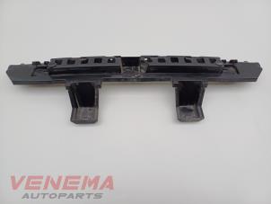 Gebruikte Bumpersteun midden-achter Citroen C5 Aircross I (A4/AC/AJ/AR) 2.0 Blue HDI 180 Prijs € 39,99 Margeregeling aangeboden door Venema Autoparts